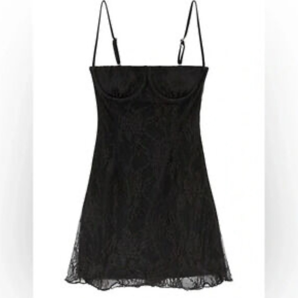Elegant Black Lace Chemise